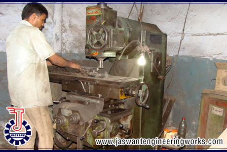 Jaswant engineering works Power Hacksaw Machine manufacturers in ludhiana punjab india